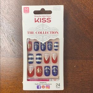 Kiss Nails Nautical themed